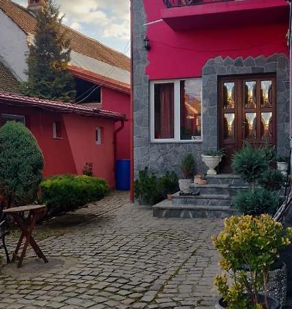 Готель Casa Terzea Ришнов Екстер'єр фото